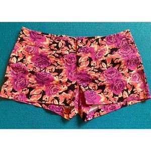 Forever 21 Twist Floral Shorts